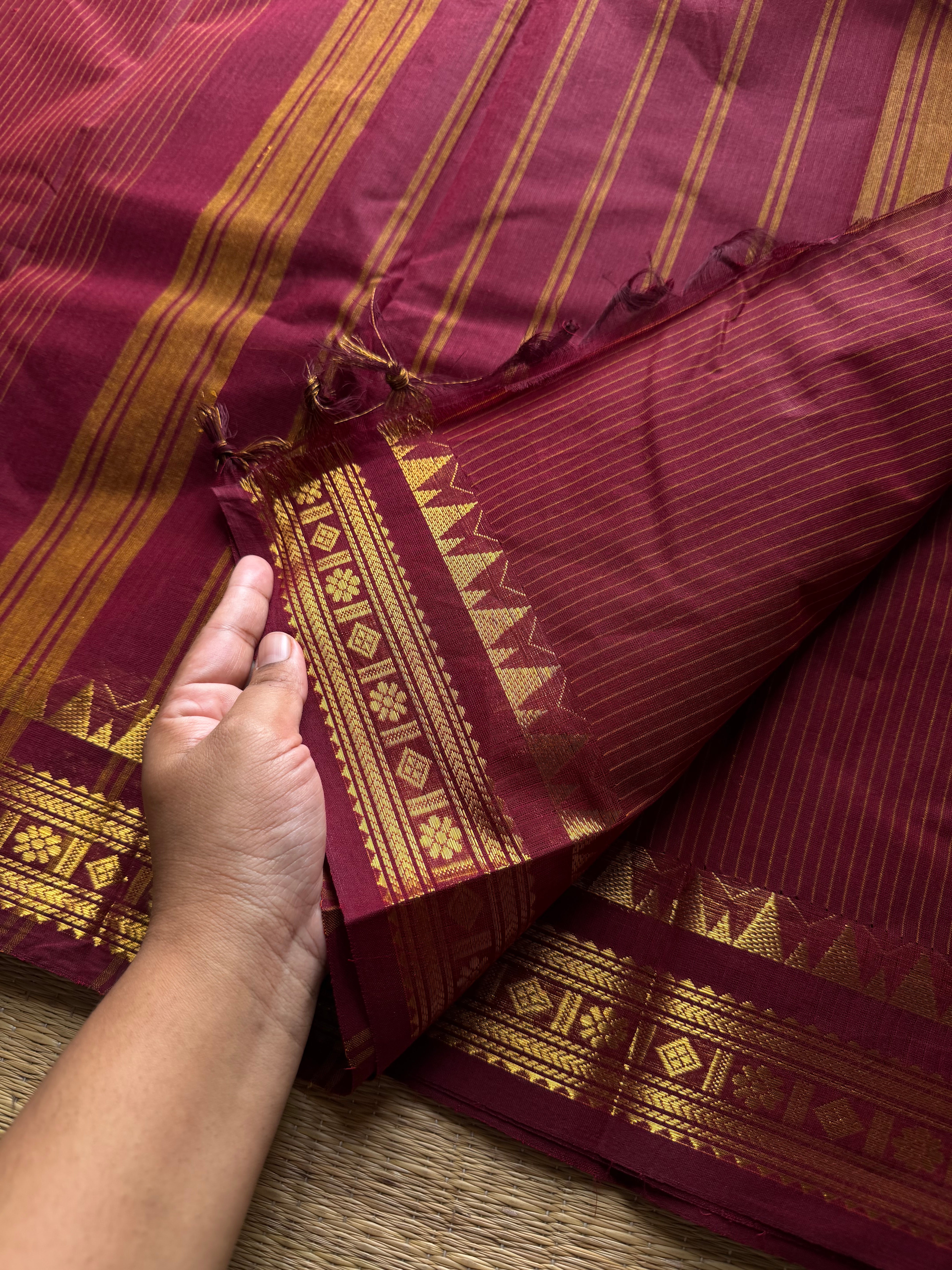 RF1386 Monotone Deep Maroon ~ Small border Kanchi cotton saree with thread weaving stripped lines pattern