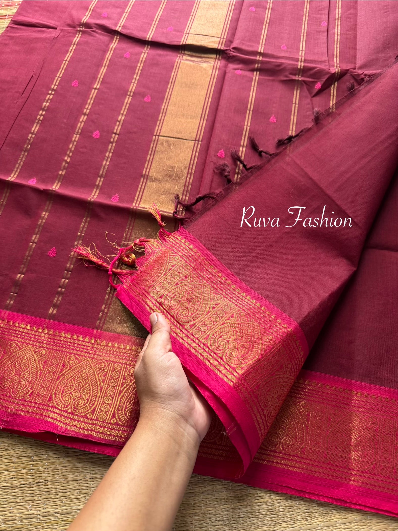 Dual tone maroon shade with contrast pink Zari border & handmade thread buttas
