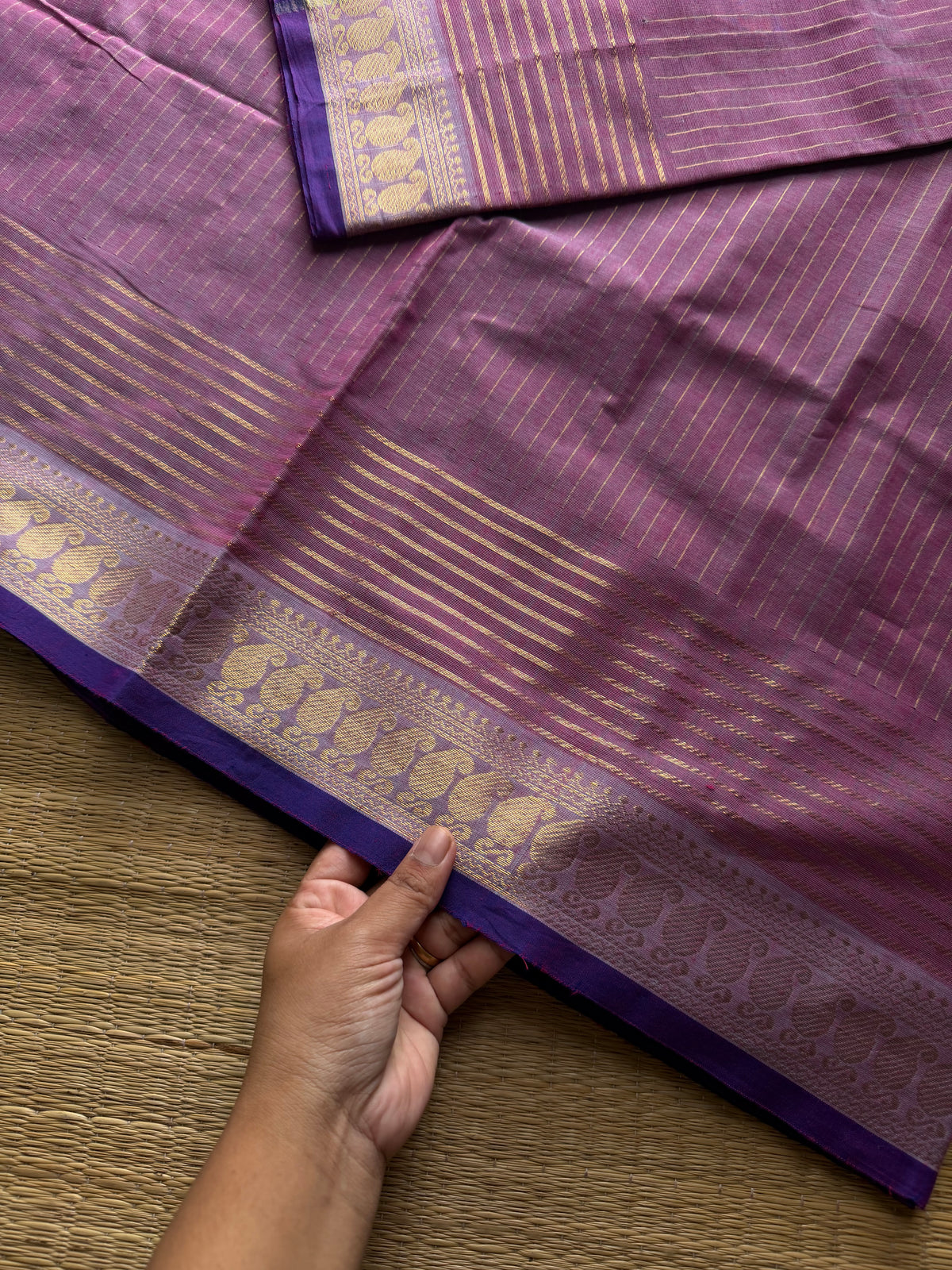 RF1255 Lilac Flower shade ~ Premium Vaira Oosi Kanchi cotton saree with contrast small border