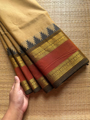 Thazhampoo Pattern Kanchi Cotton Saree ~ Beige shade