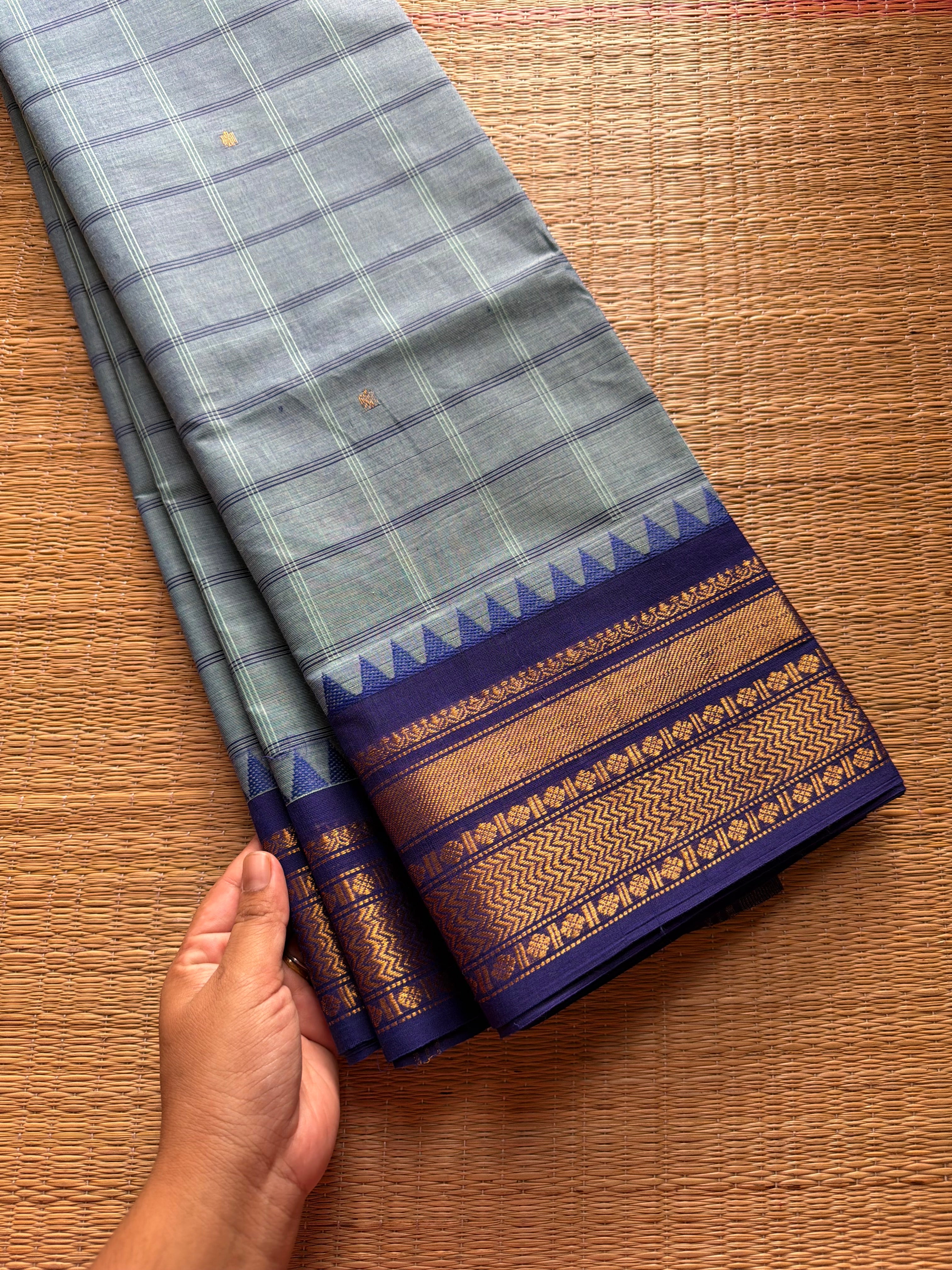 Dual tone ice blue shade Kanchi cotton Kattam / checks pattern saree with hand made Zari buttas