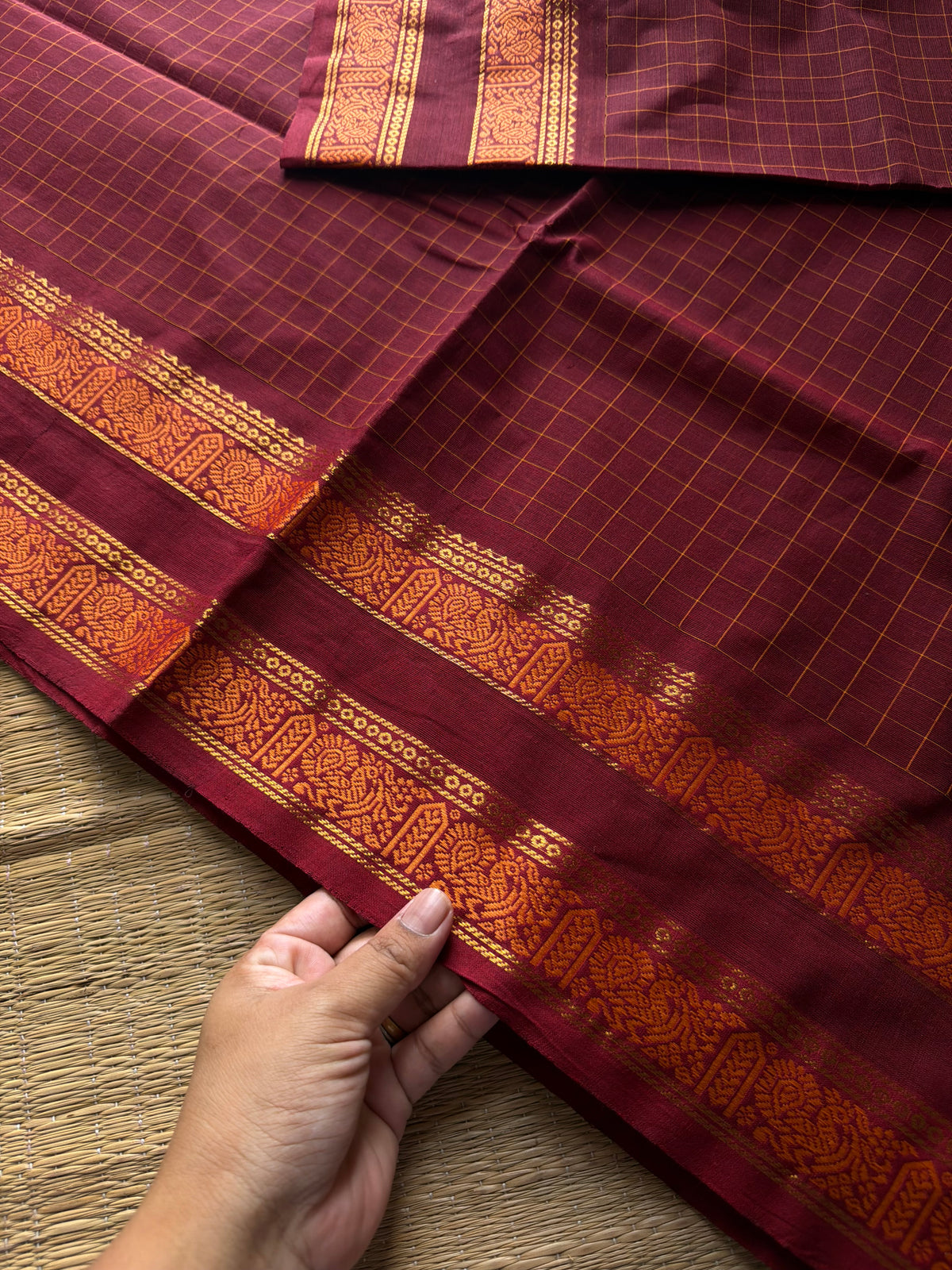RF1026 Kattam Edition ~ Maroon shade kanchi cotton saree with checks pattern Rettapet