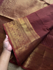 RF1415 Dual Tone Arakku shade ~ Premium Rich Pallu Kanchi cotton saree with intricate Zari woven vaira Oosi pattern & Annam pattern border