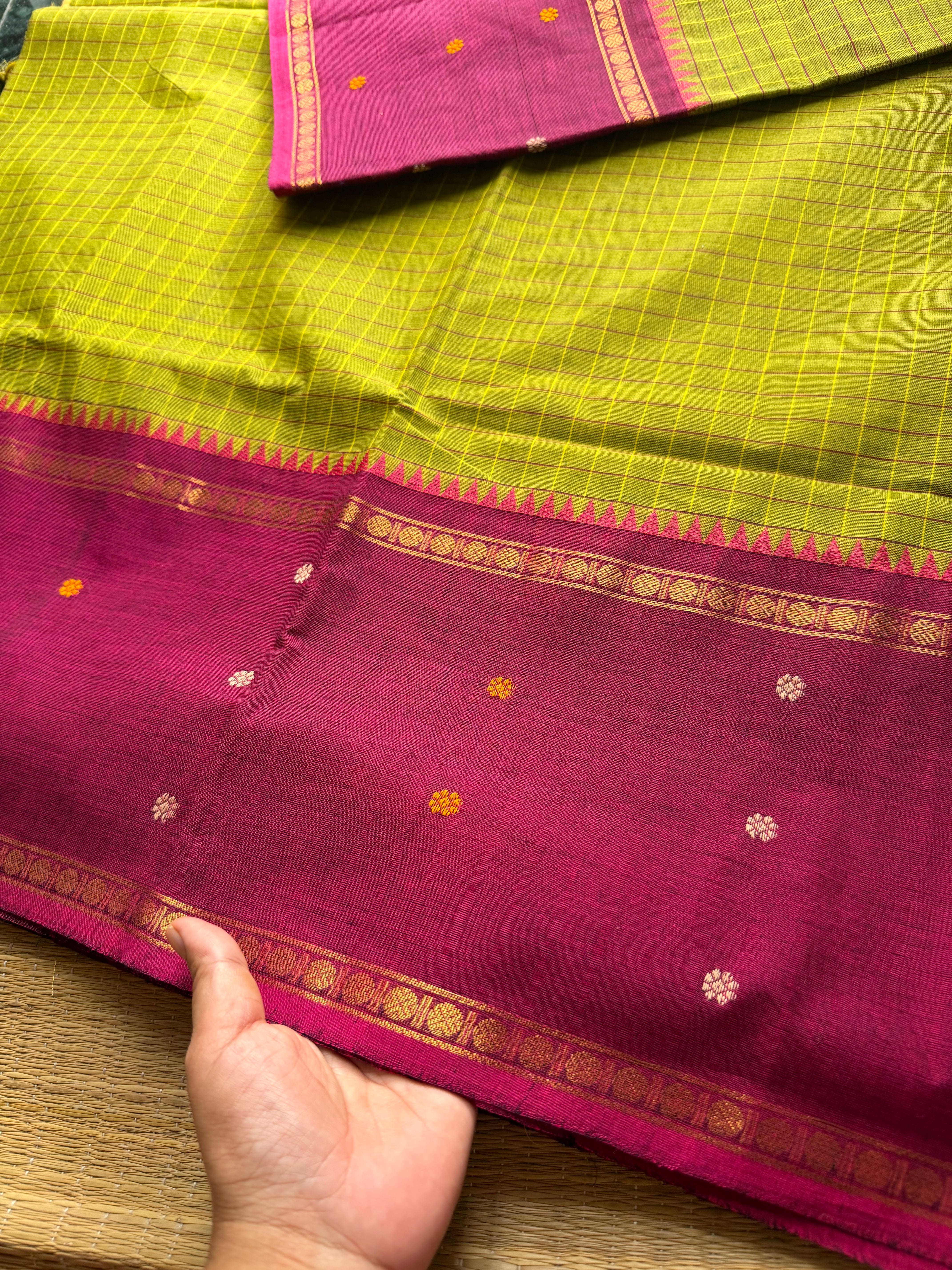 RF527 Green with magenta pink combination Vintage l Border Kanchi Cotton Saree With kattam / checks pattern & handwoven Buttas on the border