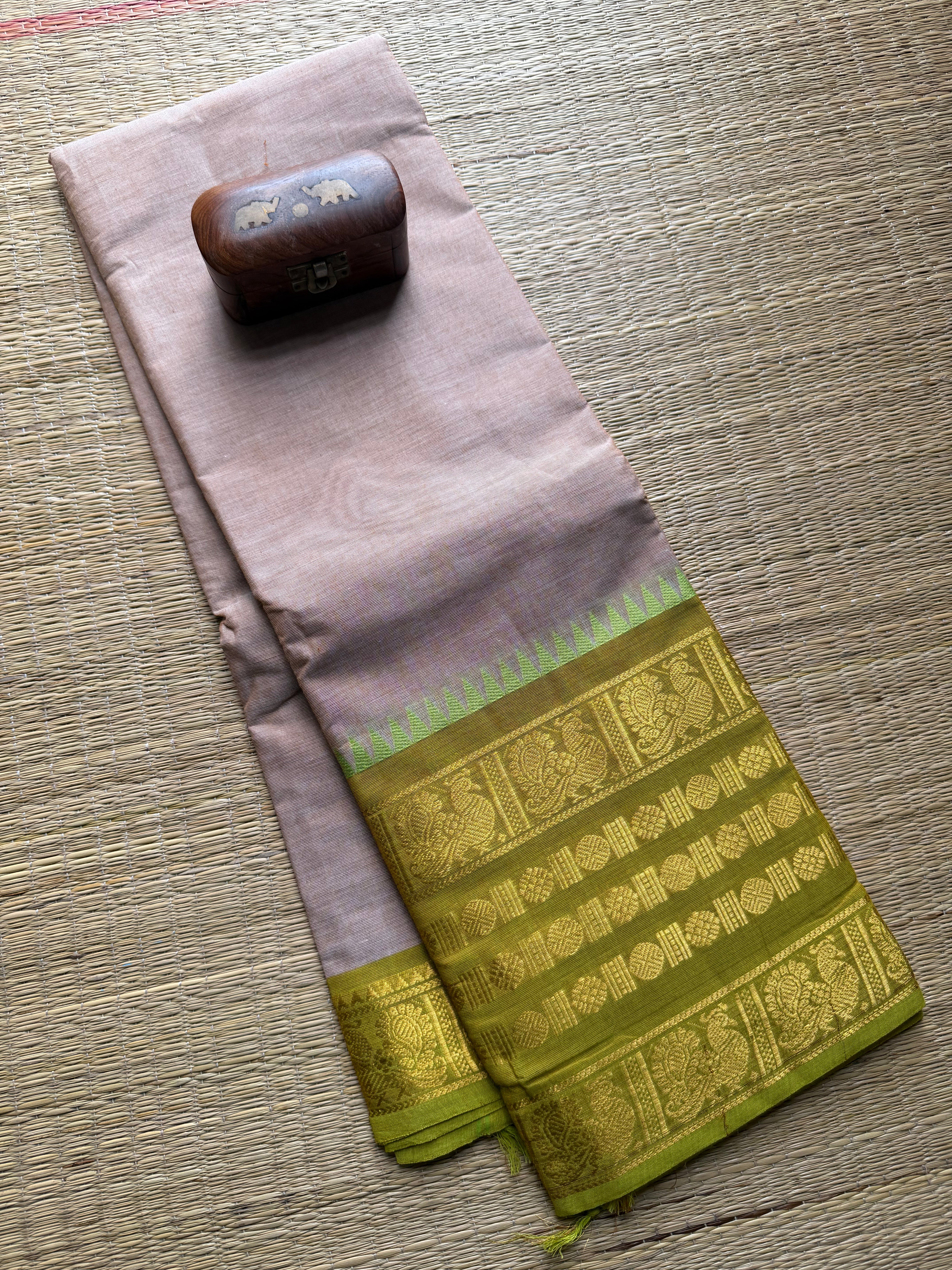 Cream Shade Big Border Kanchi Cotton Saree